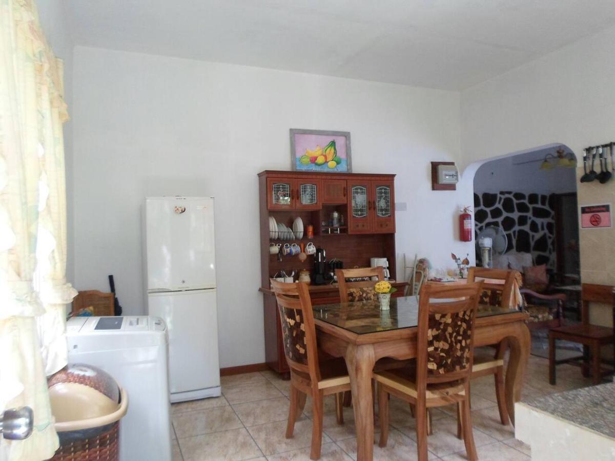 Gigi'S Self Catering Apartment Port Glaud Dış mekan fotoğraf